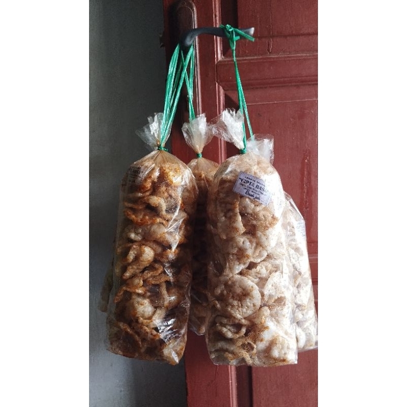 

KRUPUK UDANG BAWANG KHAS KOTA CIREBON 200gr /PEDAS DAN ORIGINAL