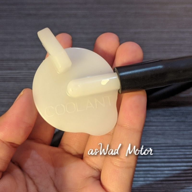 Selang Tutup Air Serap Radiator Mobil Universal Avanza Calya Raize Rocky Sigra Agya Ayla / Selang tu