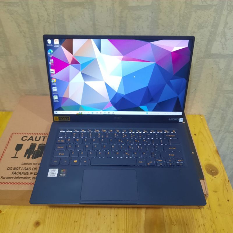 Laptop Acer Swift SF514-54T, Core i7-1065G7, #Touchscreen, Ram 16 Gb / 512Gb, Iris Plus Graphics ##T