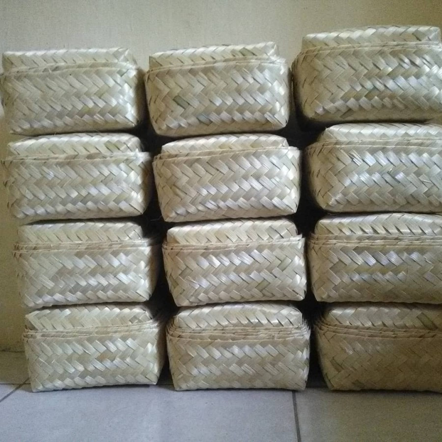 (10 pasang) besek bambu keranjang anyaman pring tempat hantaran makanan hajatan ukuran 20x20cm