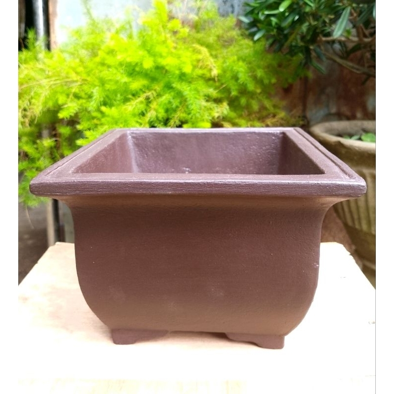 Pot Bonsai Semen Kotak Tinggi 01