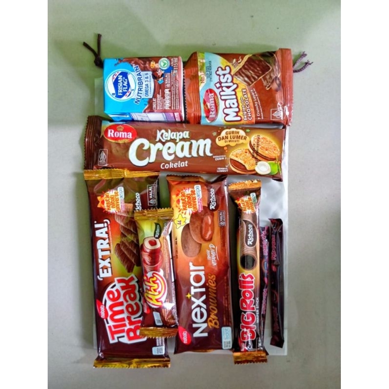 

paket snack anak anak/ jajanan anak anak / hampers jajanan