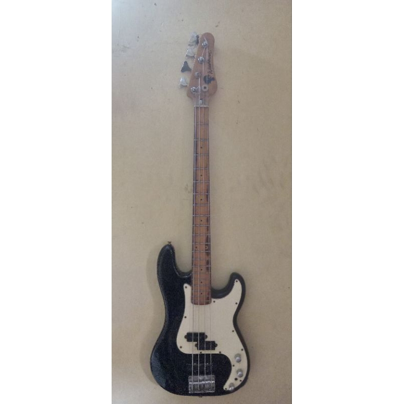 Washburn LYON Series Precision Bass