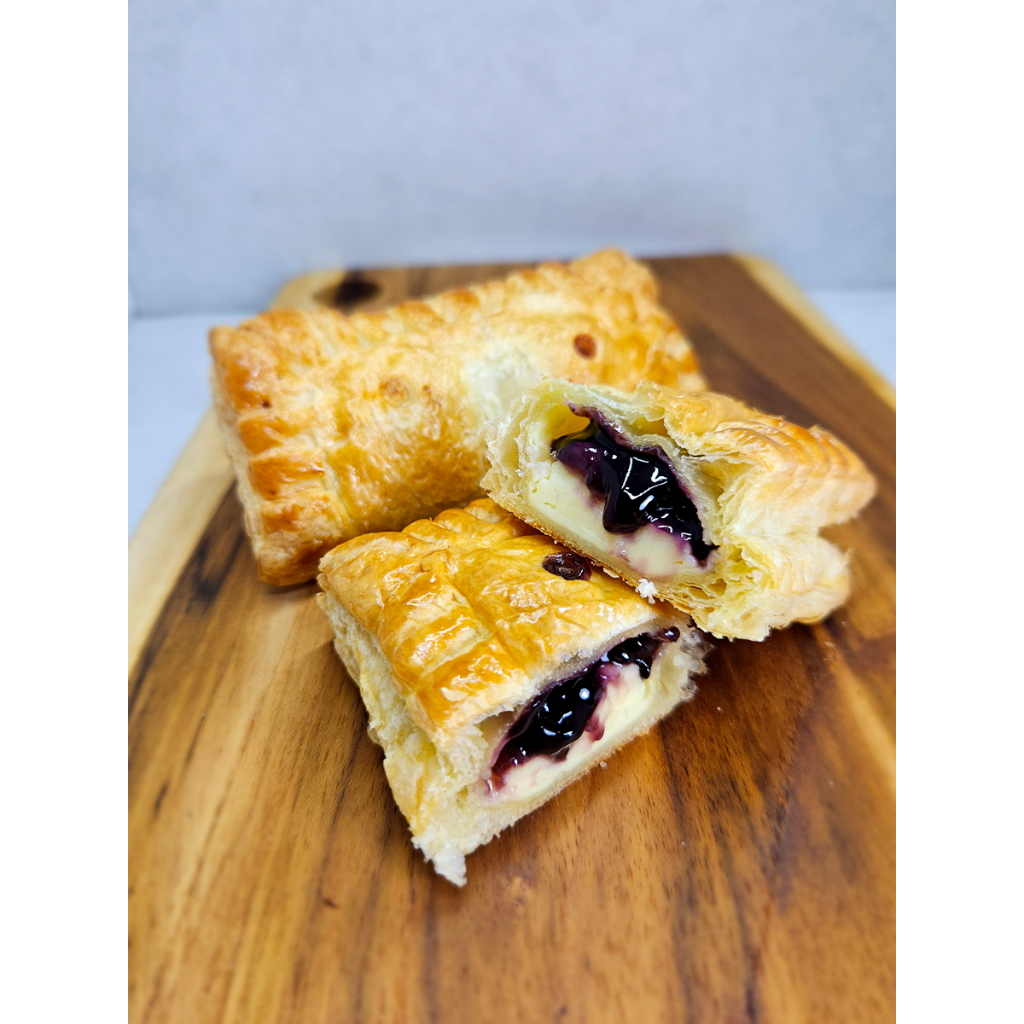 

Blueberry Cream Cheese Pap Pastry