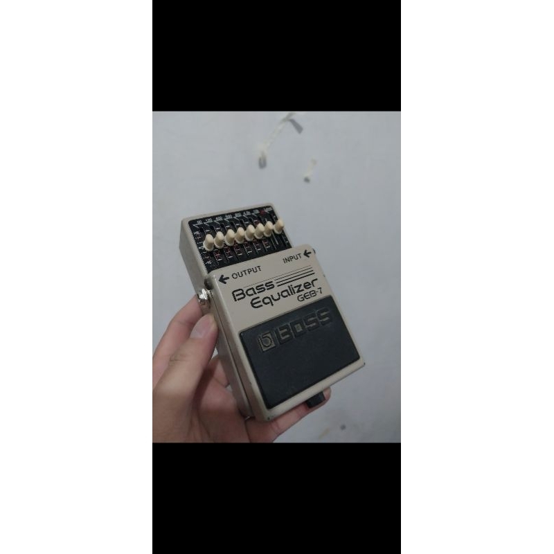 Boss Geb7 Bass Equalizer efek