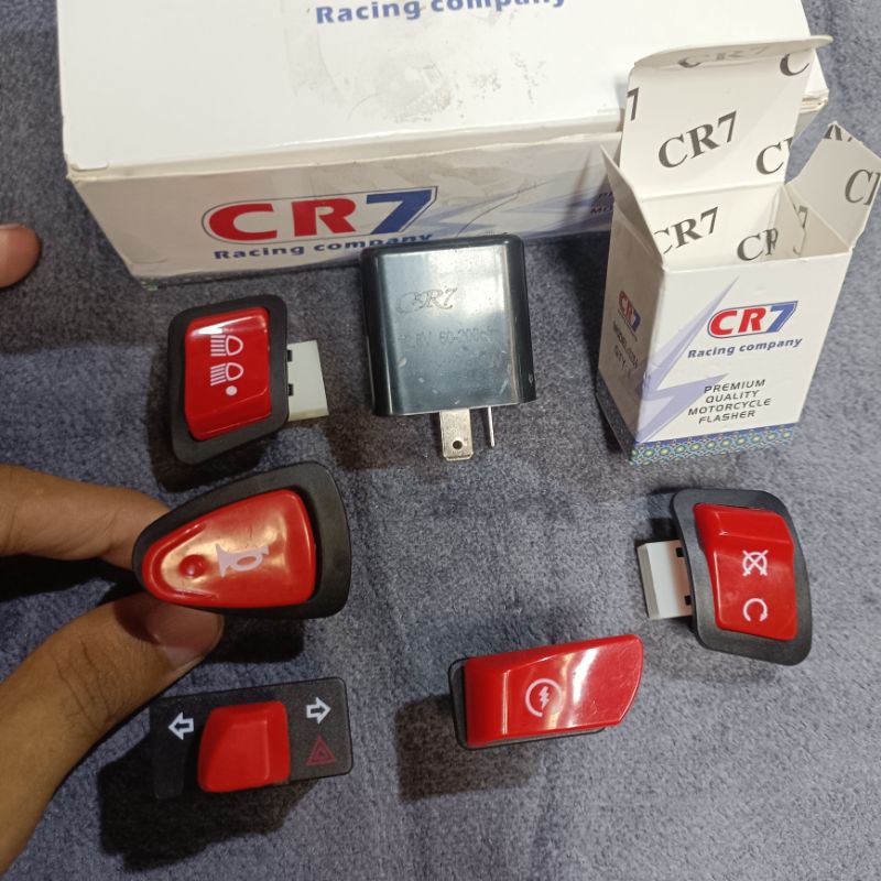 Paket Tombol Merah + Flasher Cr7 Ala Vietnam Style Semuanya Pnp Honda Vario 125 old / vario 125/150 
