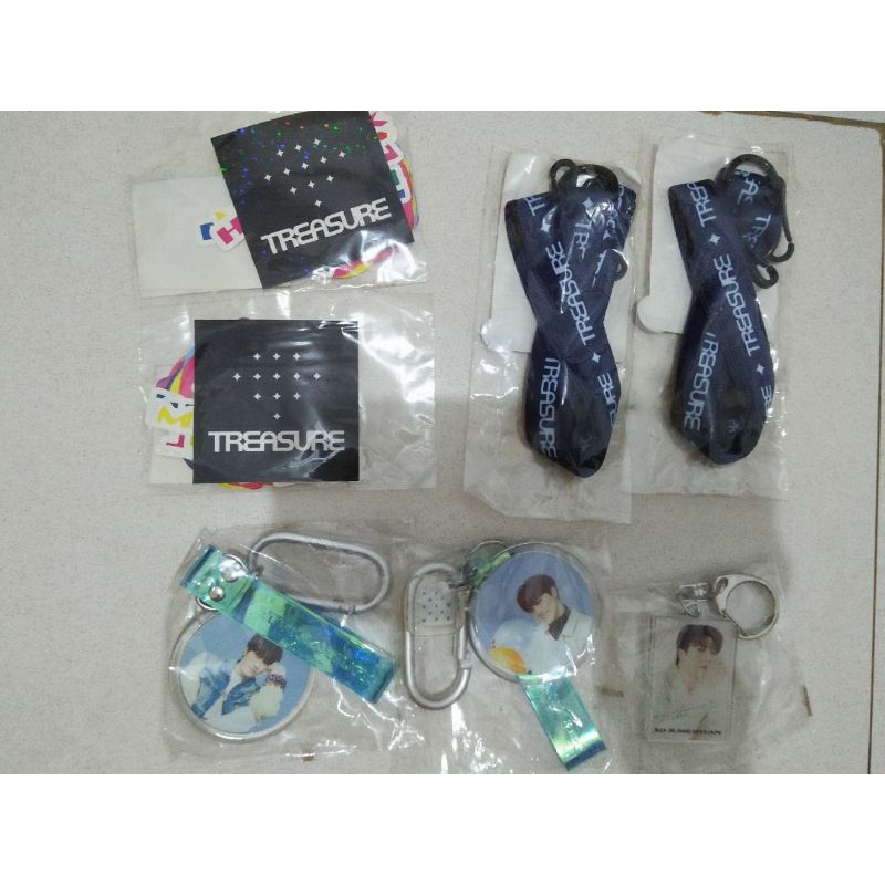 TREASURE DOYOUNG YEDAM KEYRING + JAPAN MD