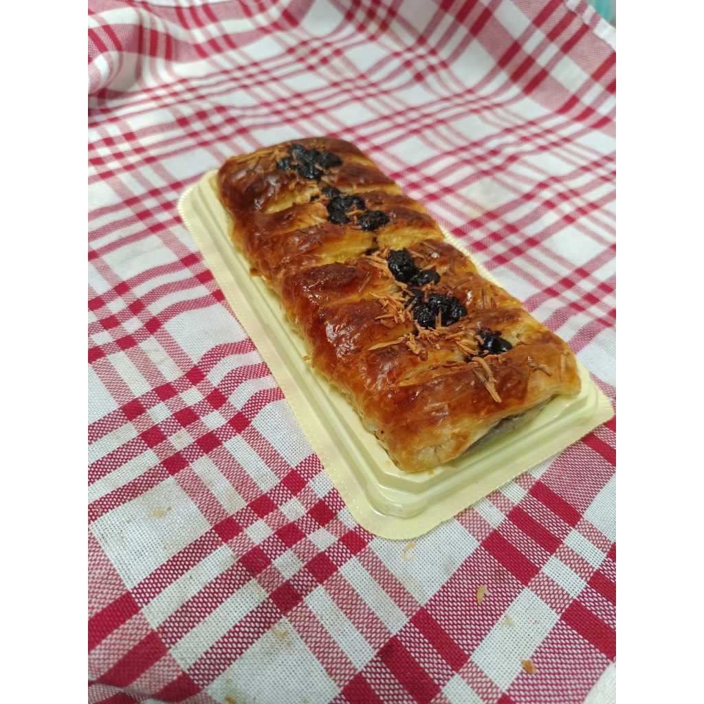 

STRUDEL PASTRY/ STRUDEL PISANG/ STRUDEL COKLAT/ STRUDEL KEJU/ STRUDEL COKLAT KEJU/TIRAMISU/ PIZZA