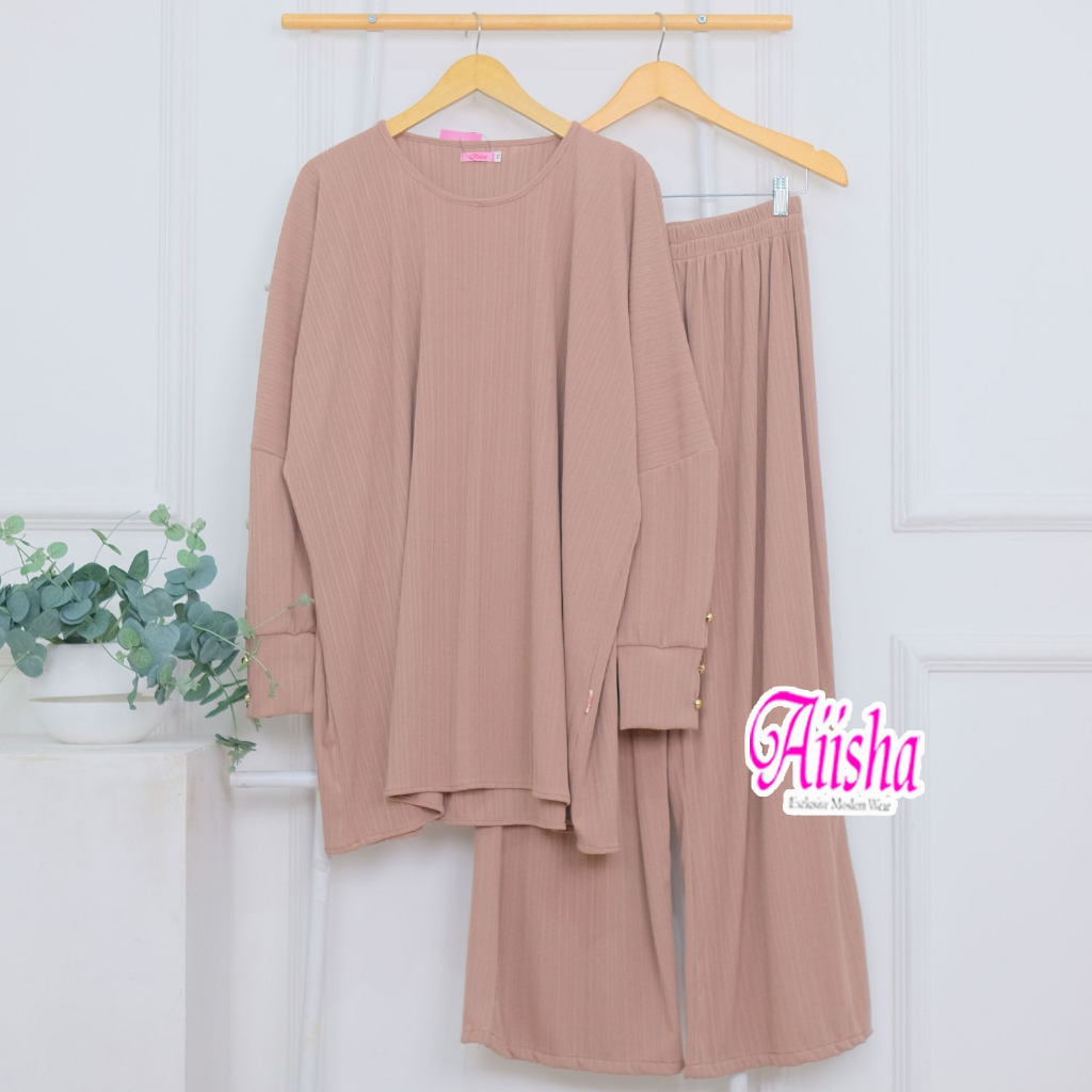 One Set Larissa Bahan Knit Premium / Setelan Size Jumbo LD 125 - 140 (Melar) Knit Premium
