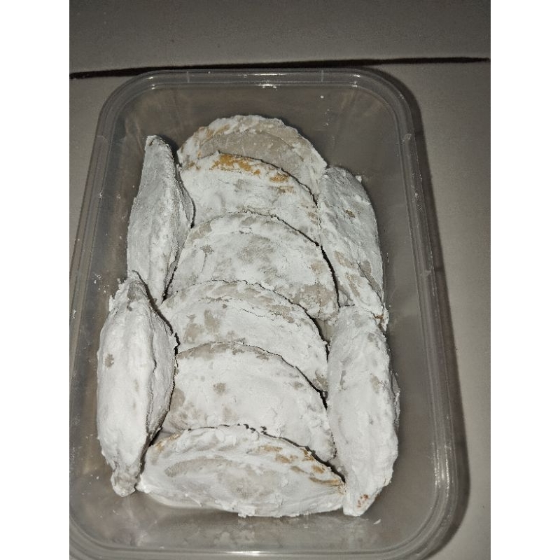 

Cireng isi ayam suwir pedas nagih bgtt