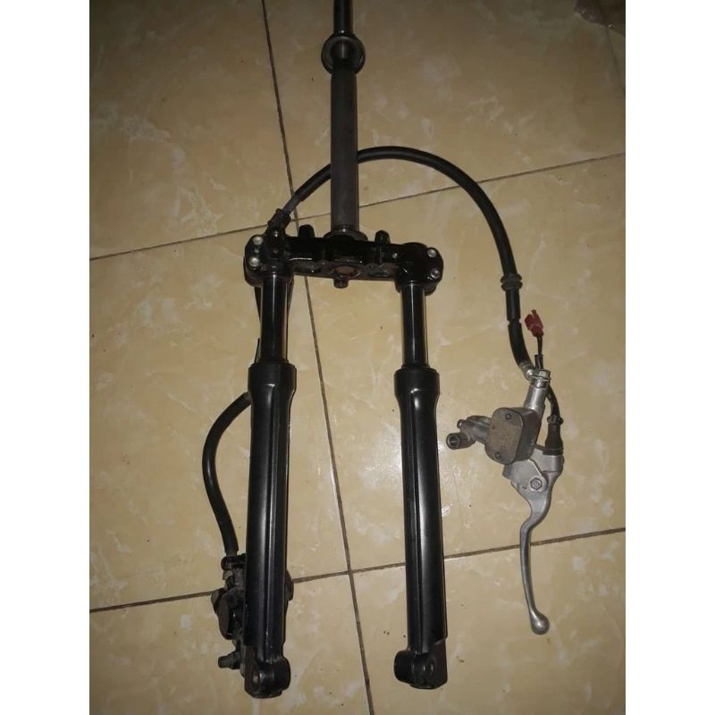 sok depan fulset segitiga cakram motor Mio sporty