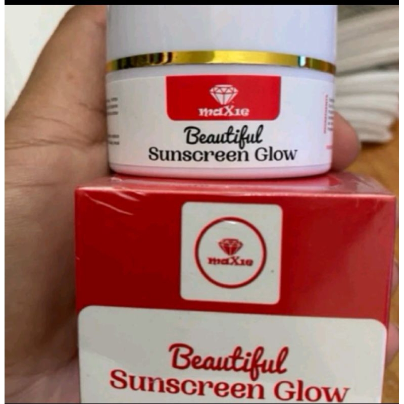 MAXIE~ SUNSCREEN GLOW MAXIE