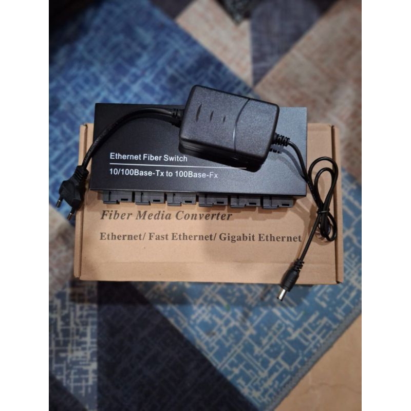Media Converter 6 FO 2 LAN dengan adaptor