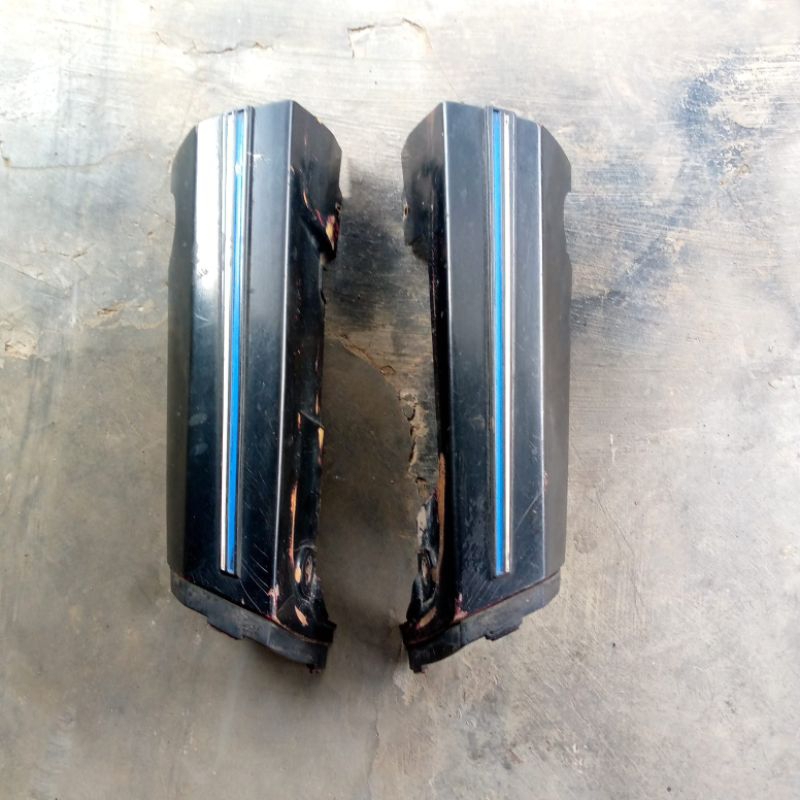 Cover Body Belakang Samping Tepong Belakang Yamaha V 80 V80 Excellent V80 Robot Original Copotan Mot