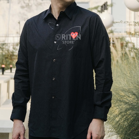 Comme De Garcons CDG Play Red Emblem Long Sleeve Shirt Black Original