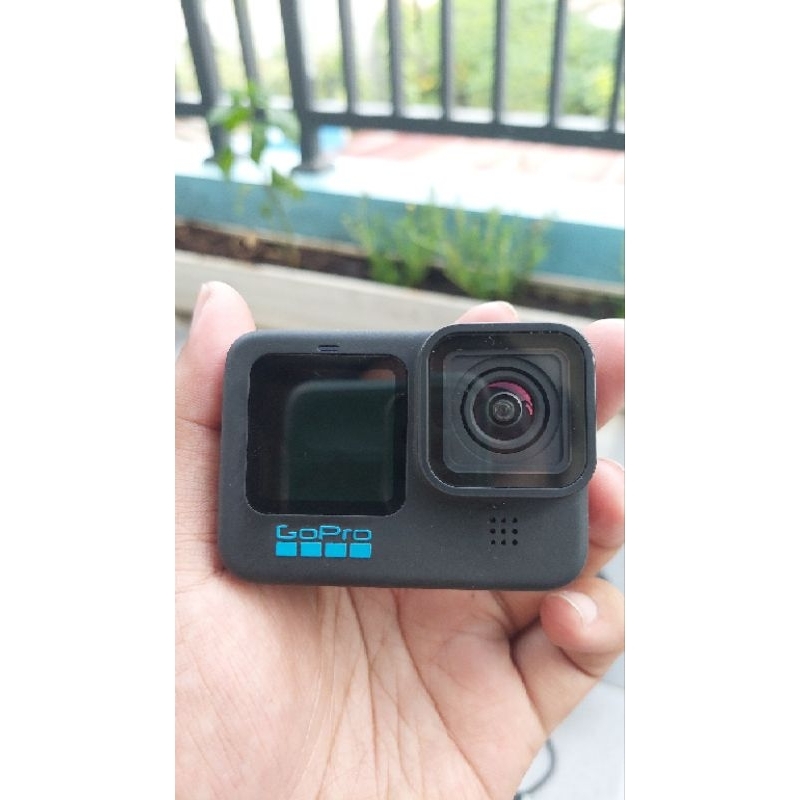 GOPRO HERO 11 SECOND BUNDLE LIKE NEW