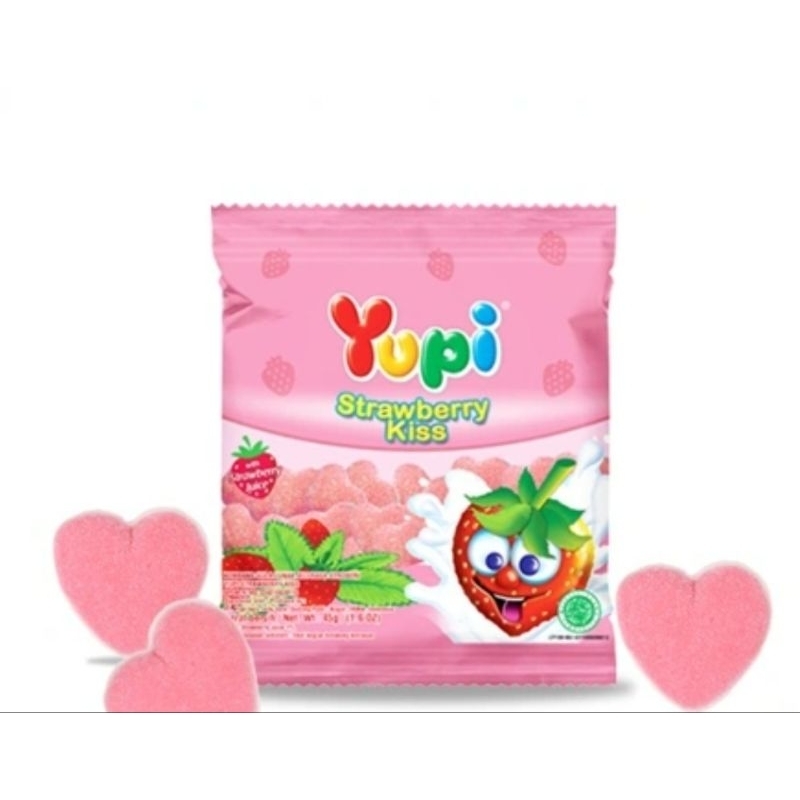 

Yupi Strawberry Kiss 45 gram