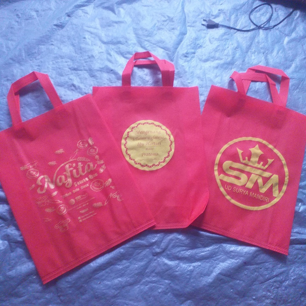 

Tas spoundbound pres ukuran 30x40