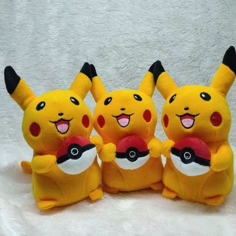 Boneka Pikachu Pokemon ball Lucu cocok untuk kado mainan anak bahan yelvo plush import kualitas SNI