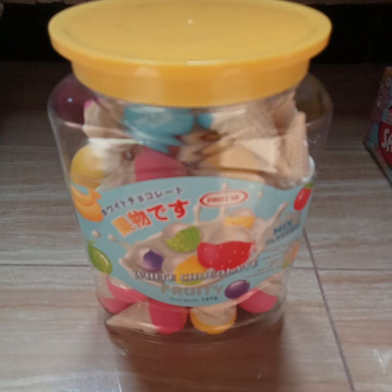 

coklat putih ice cream cone mix rasa 30pcs ex 2026