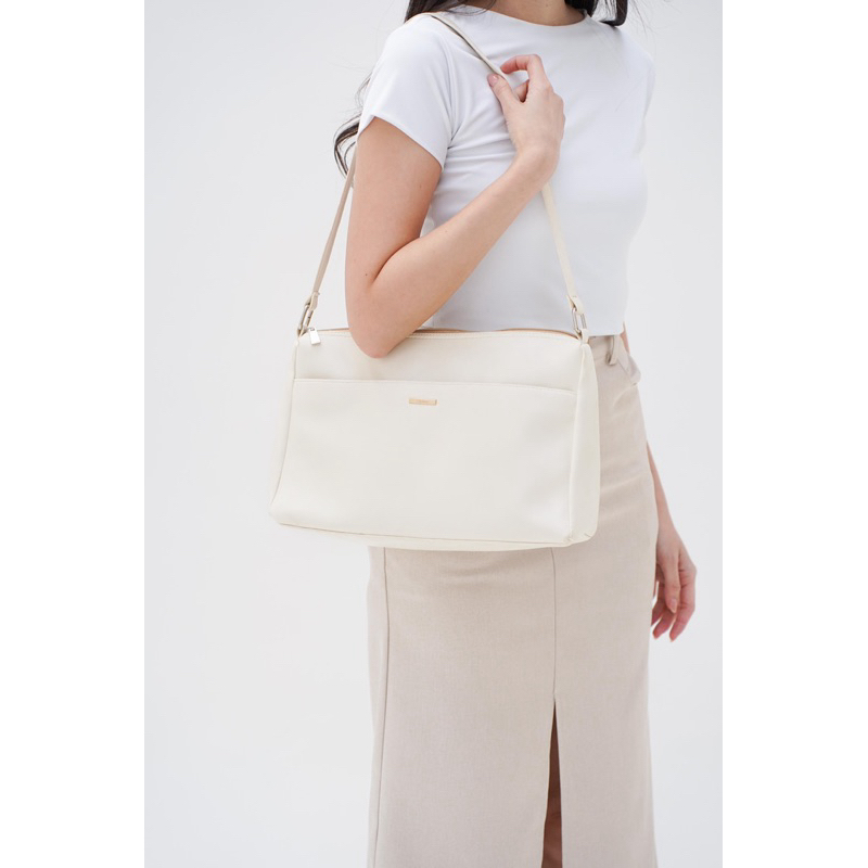 Cleo Shoulder bag/Shoulder bag kampus/shoulder bag wanita/shoulder bag besar/shoulder bag ke kampus/