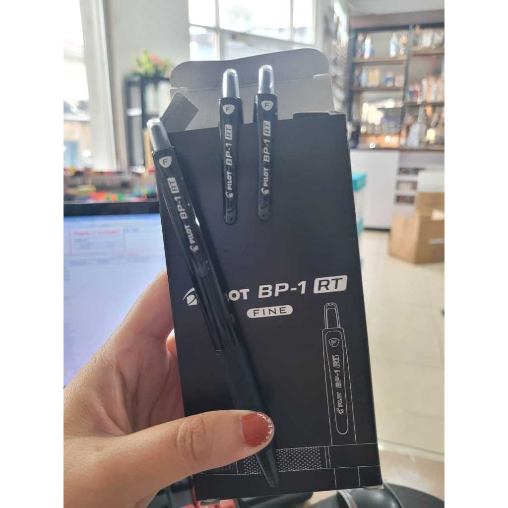 

BOLPEN PILOT BOLPEN BP-1 RT PILOT HITAM 0,7MM