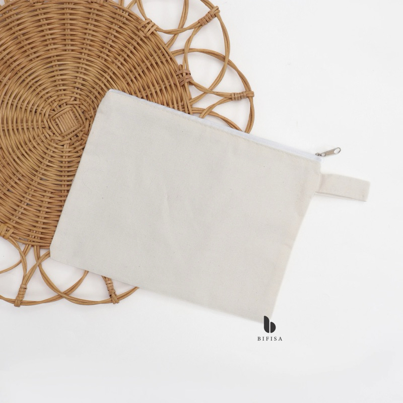 

Pouch Blacu Resleting Broken White Tempat Pensil Dompet Tempat Makeup Pouch Souvenir