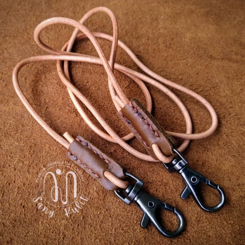 

Tali Lanyard 2 Hook | Tali ID Card Name Tag Kulit Sapi Asli 2 Cantolan