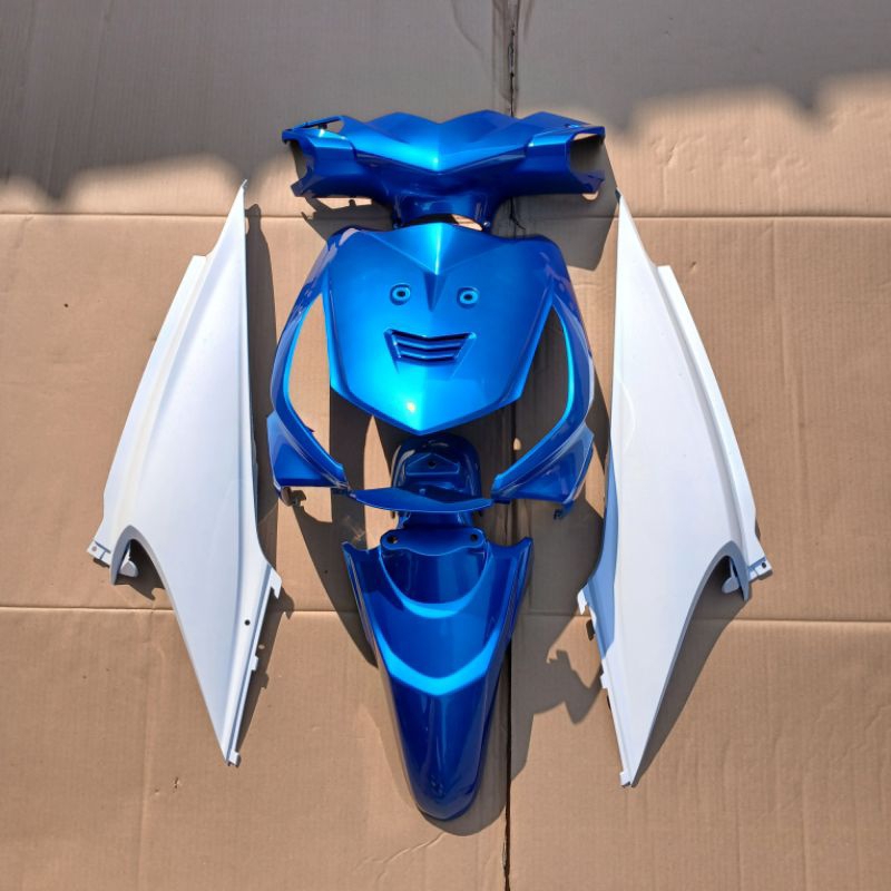 body full halus Honda Beat karbu 2008-2012 biru muda x putih