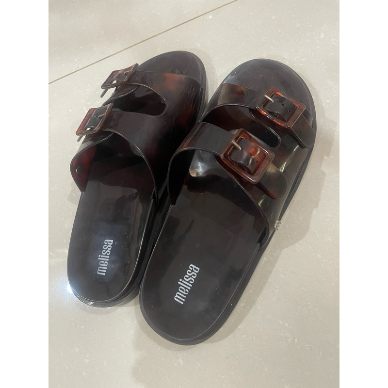 Preloved_Melissa_Wide_AD_BrownTortoise_38