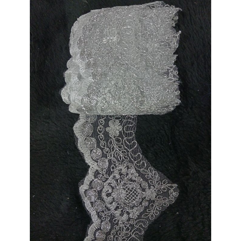 renda pinggiran/renda bordir motif gunung/lebar 12cm