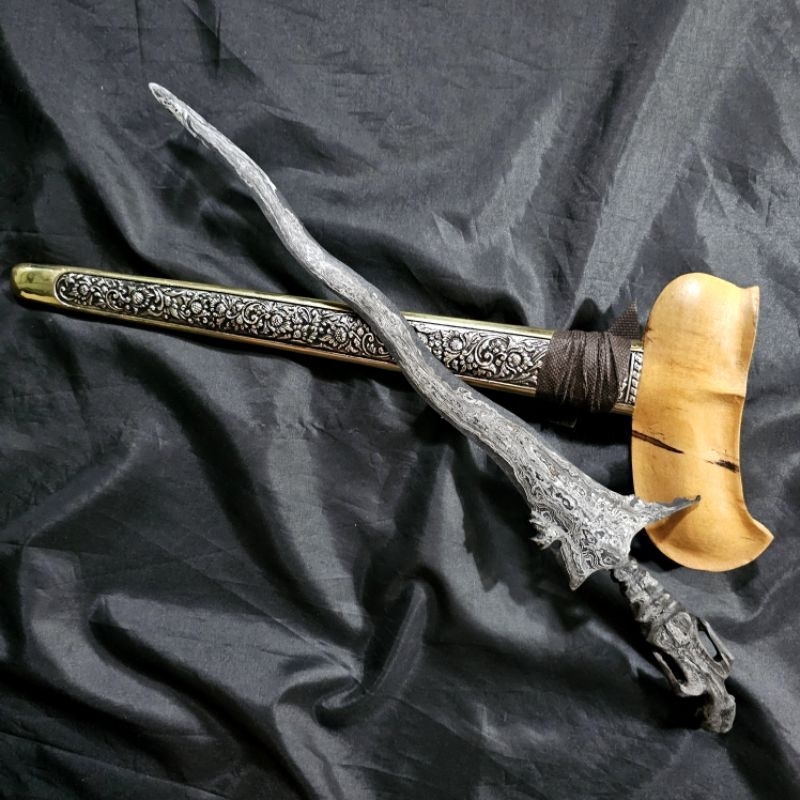 Keris Putut Sajen Nogo Siluman Luk 5