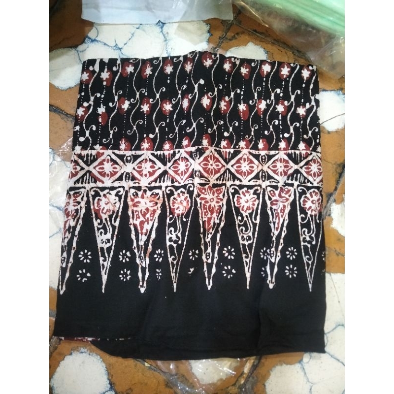 Ex tilikan bayi , gendong kain jarik batik bayi ,