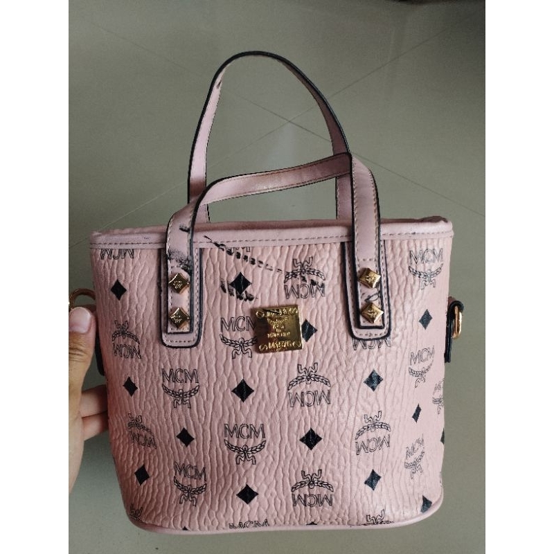 preloved MCM handbag pink