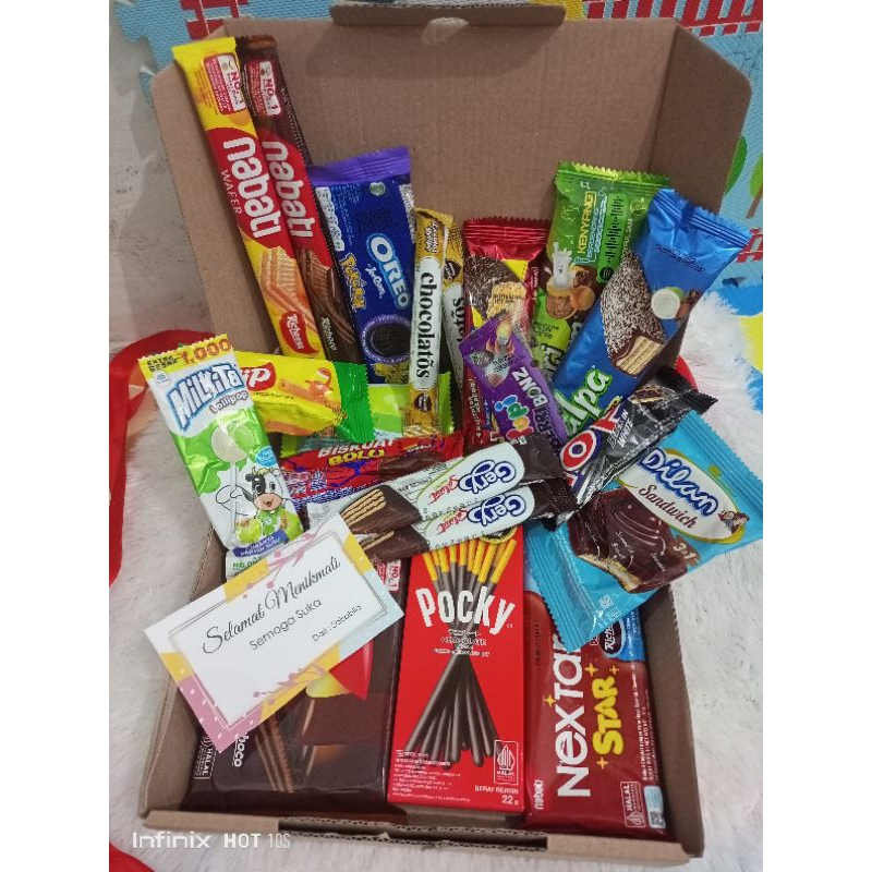 

Paket / Hampers Snack Premium (isi 20 Snack)