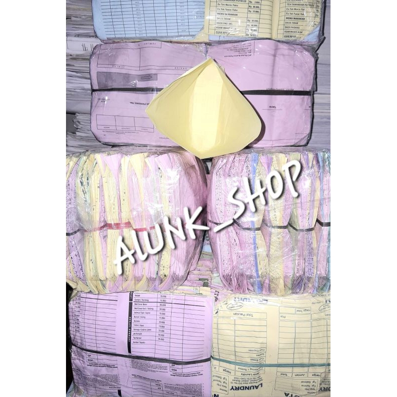 

kertas kantong fried chicken 18X16 isi 300/gorengan/tahu crispy