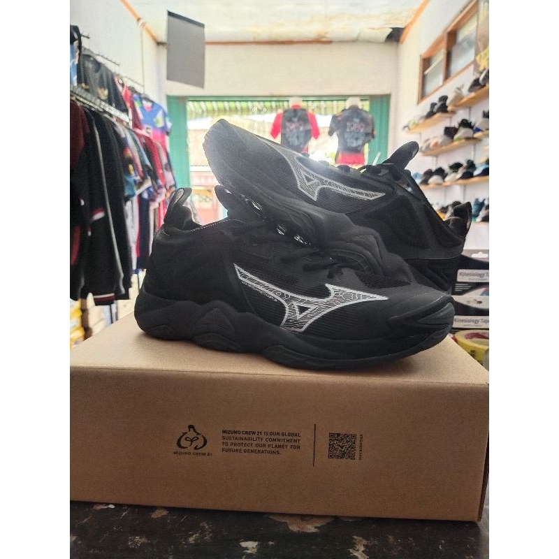 MIZUNO WAVE MOMENTUM 3 MID