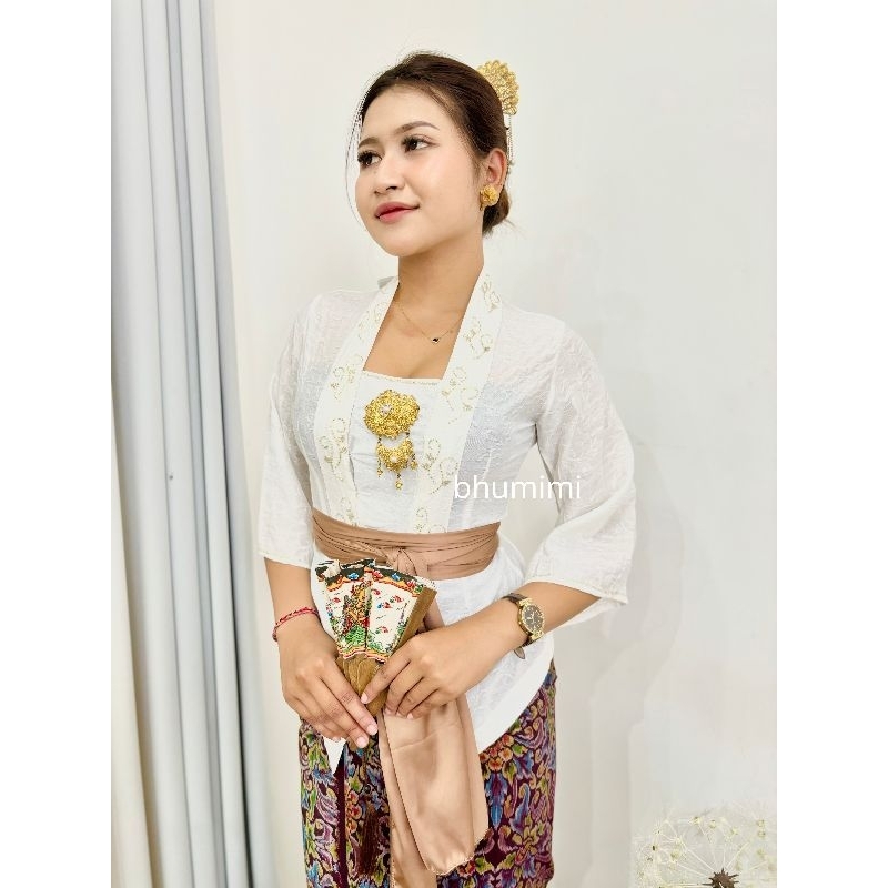 kebaya katun embos  / kebaya katun / kebaya modern