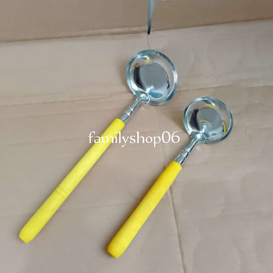 Centong sayur Stainless Gagang Kayu Irus Baso