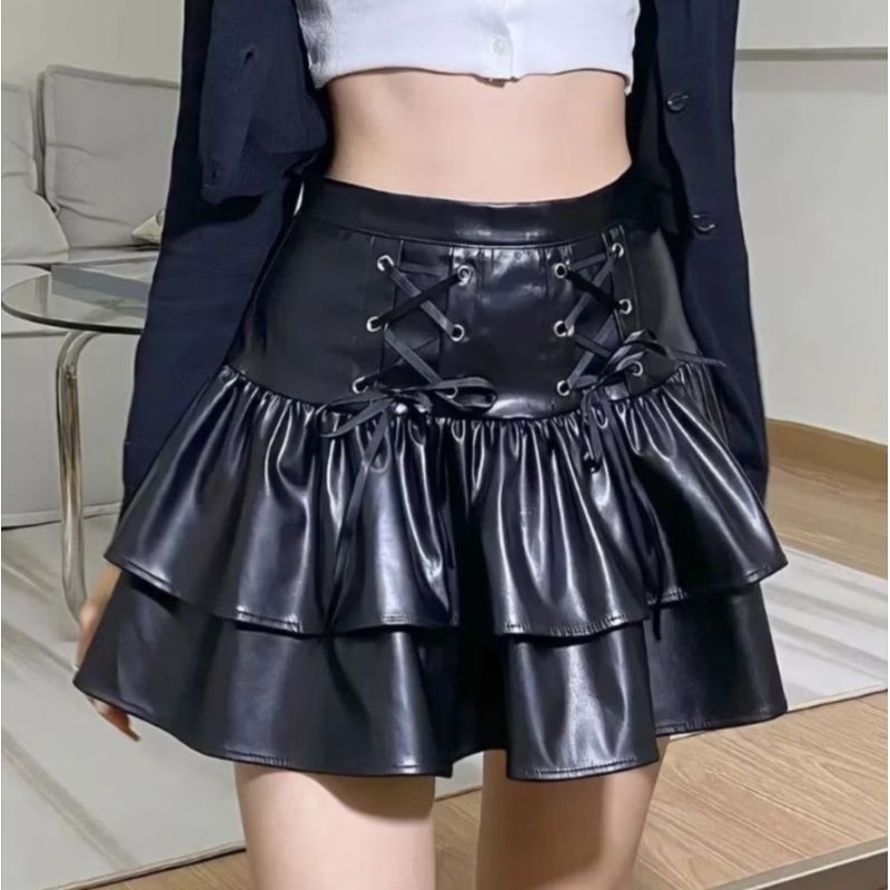 preloved rok kulit wanita / leather skirt