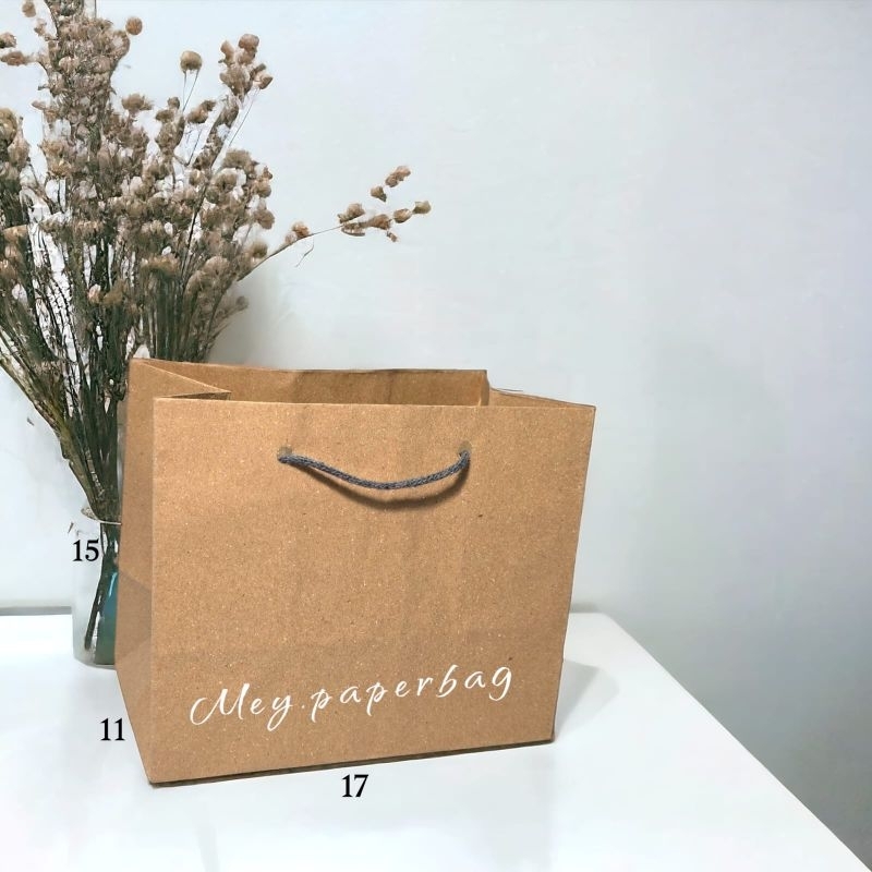 

Paper Bag R3 Pia 17x12x16 Polos