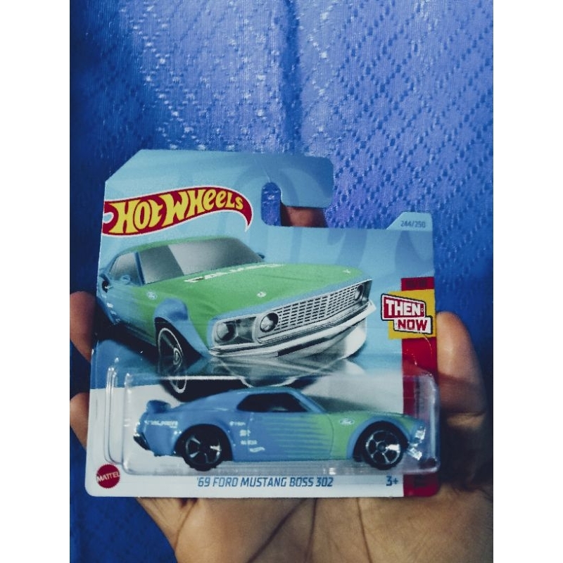 FORD MUSTANG BOSS 302