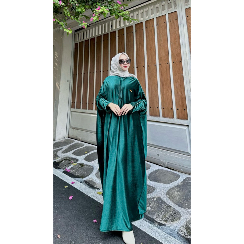 ABAYA bludru button