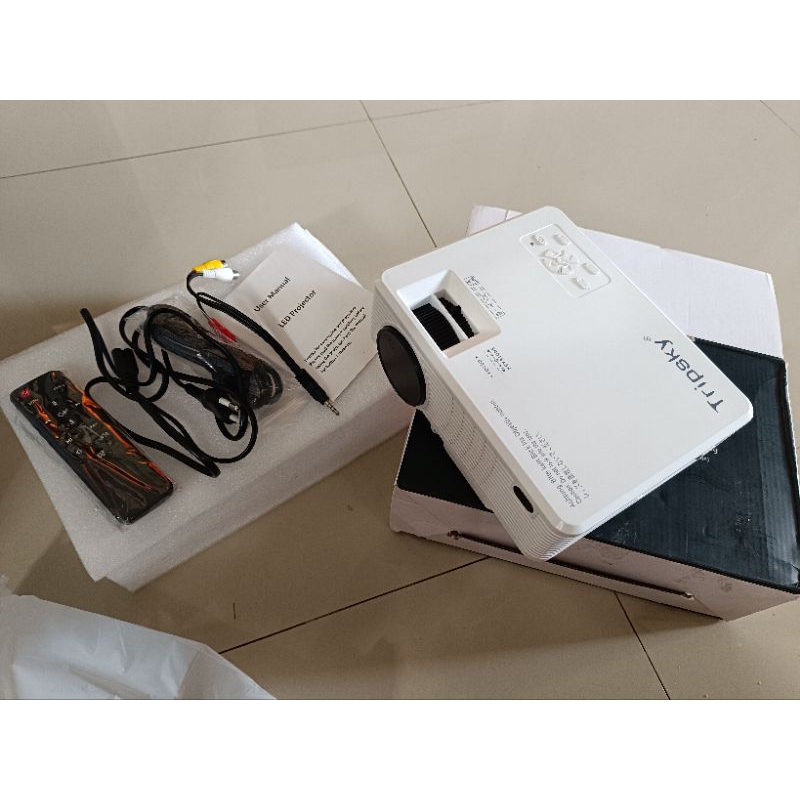 Proyektor Tripsky T3 Airplay like new