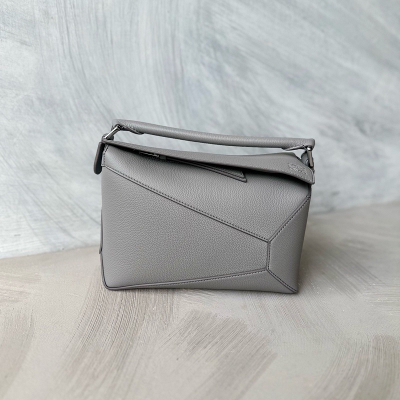 LOEWE puzzle small bag