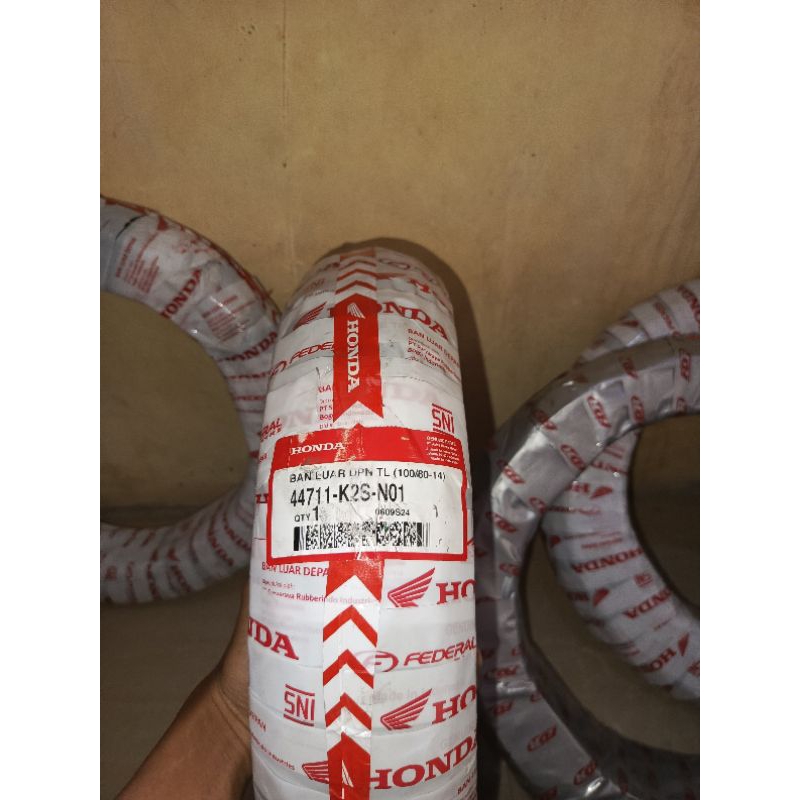 ban tubebless honda 100/80 ring14 Vario 160