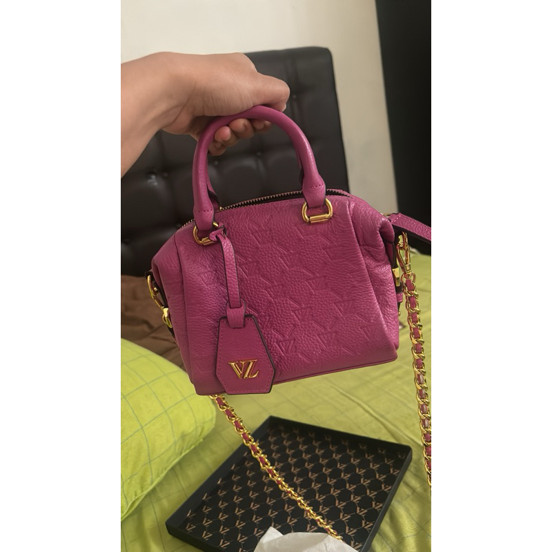 PRELOVED Vivi Zubedi Bag Fushia WITH BOX‼️