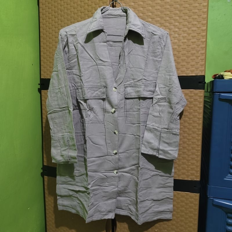 Preloved Tunik Kancing Kerah Wanita Perempuan Cewek Outer Bekas Murah (Jember)