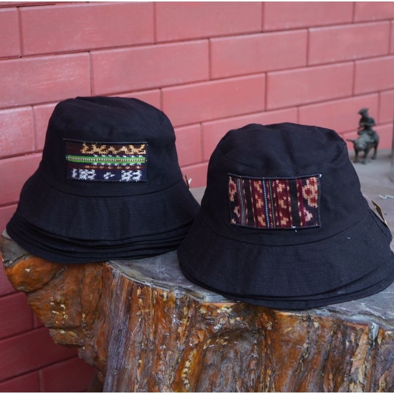 Topi Bucket Variasi Tenun Ikat NTT