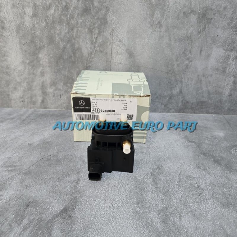 BLOCK VALVE AIRSUSPENSION MERCEDES BENZ VITO VIANO W639 / VALVE BLOCK AIRSUSPENSION W639 VITO VIANO